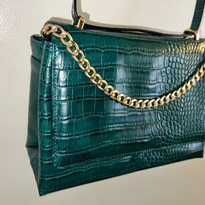 New, took tags off, never used.